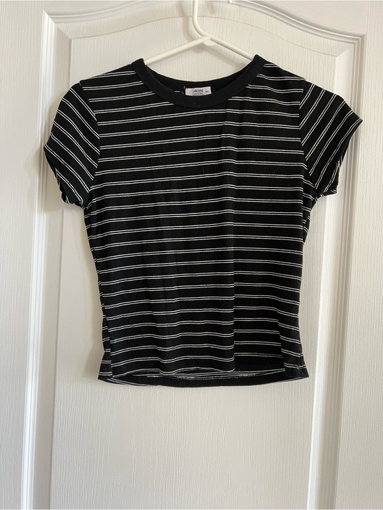 Ardene Tops - Ardene’s Black & White Striped Short Sleeve Ribbed Tee